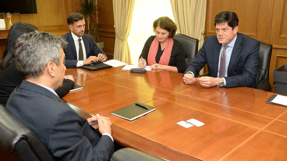 Zëvendëskryeministri i parë Mexhiti takoi shefin e ri të Delegacionit të BE-së në Shkup, Michalis Rokas
