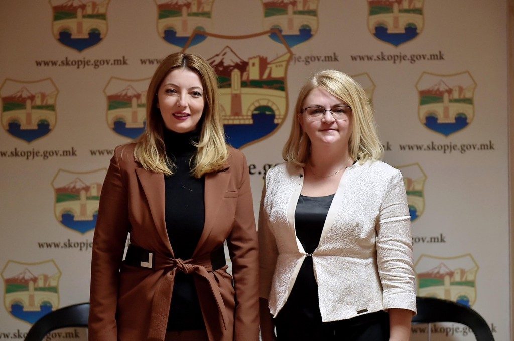 Заменик министерката Оџаклиеска на работна средба со градоначалничката Арсовска